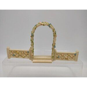 Easter Bunny Village Vtg Arbor Fence Flowers Rabbit Holiday Display 'Bunny Toes'